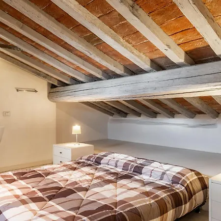 아파트 Il Loft Del Centro - Centro Storico *